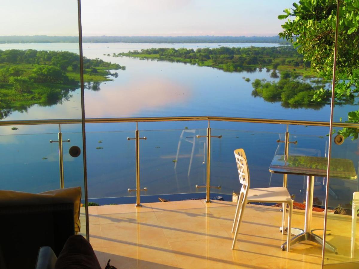 Boulevard 251 Riverside Apartments Iquitos Exteriör bild