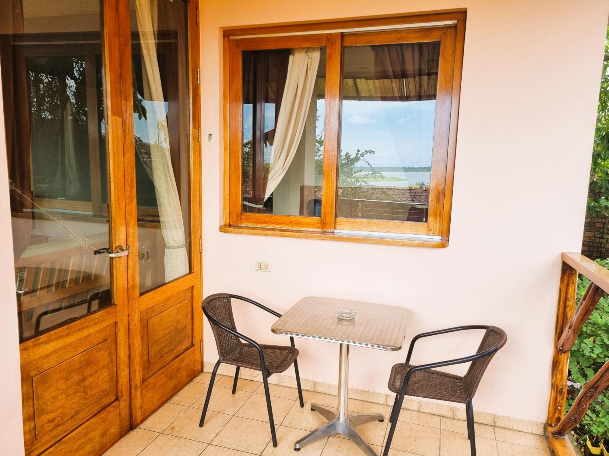 Boulevard 251 Riverside Apartments Iquitos Rum bild