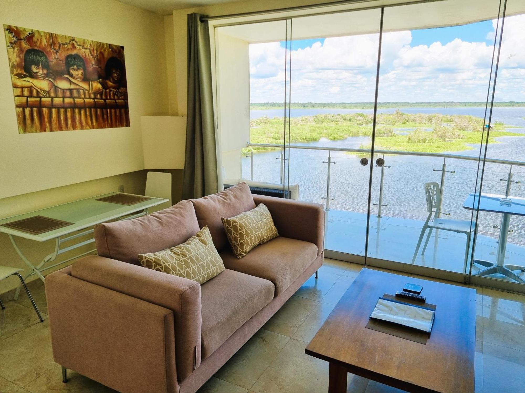 Boulevard 251 Riverside Apartments Iquitos Rum bild